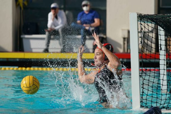 Clara Vulpisi blocks a shot for Pacific