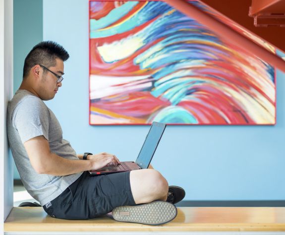 Student and Art