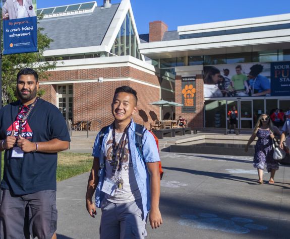 students at transfer orientation