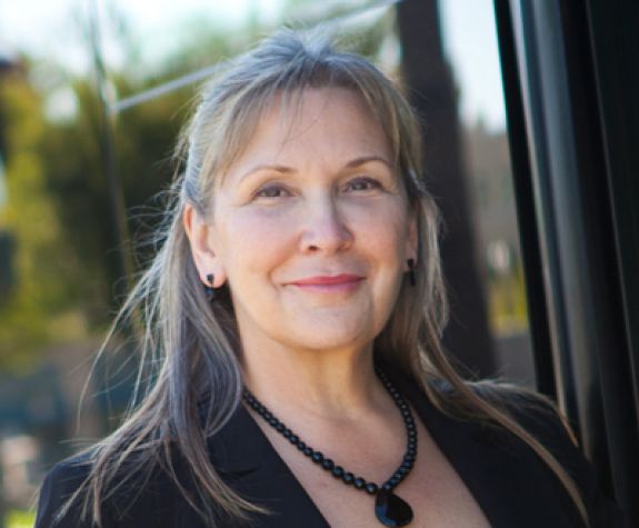 Donna DeMartino headshot
