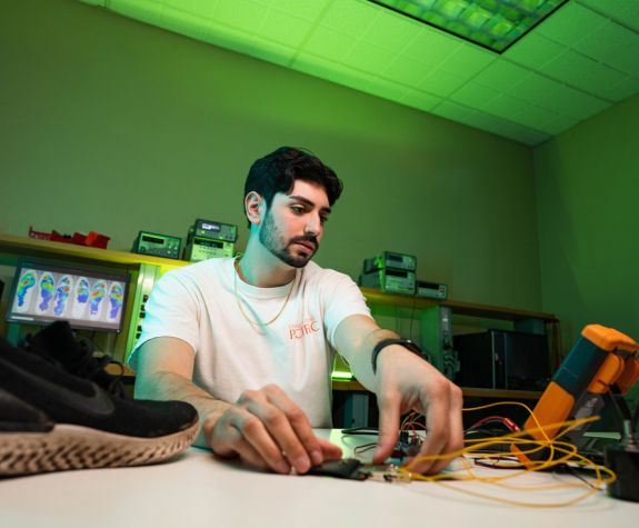 Bioengineering major Joaquin Gonzalez works on his senior project.