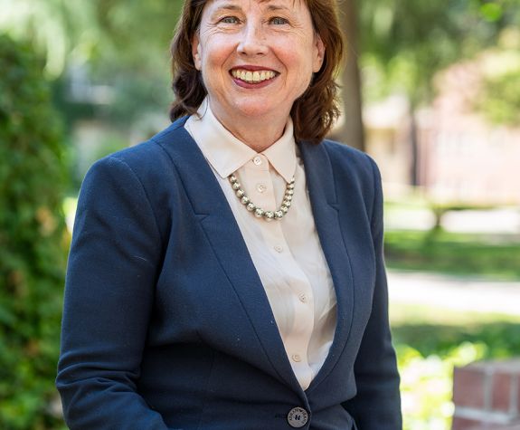 Gretchen Edwalds-Gilbert
