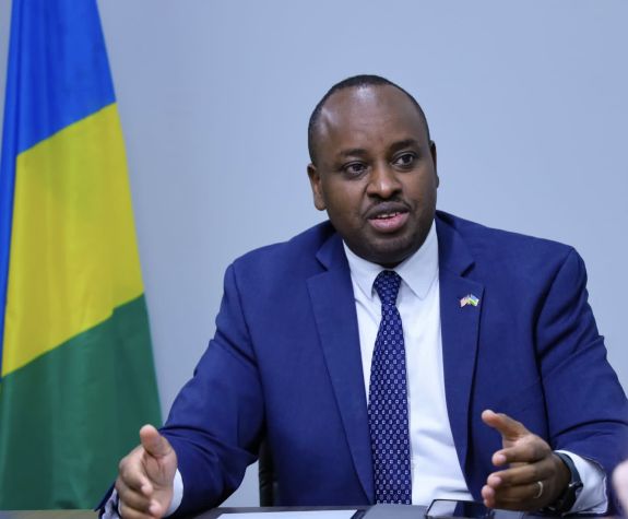 Lawrence Manzi 
