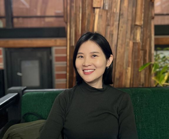Linh Le, Graduate Academic and Career Coach