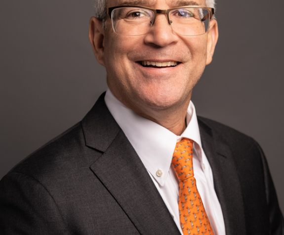 Evan Dreyfuss ’86