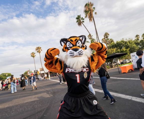 Powercat at the Miracle Mile