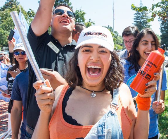 Students excited to win a swag giveaway at University of the Pacific