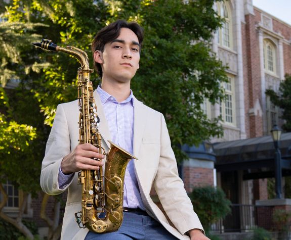 Alejandro Martinez