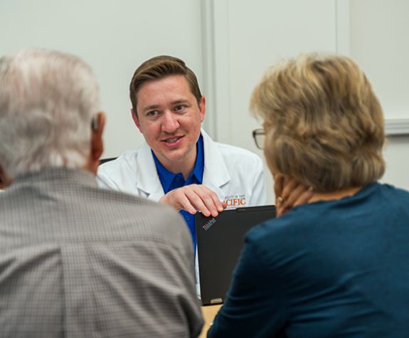 PharmD student at a Medicare Part D Outreach Clinic