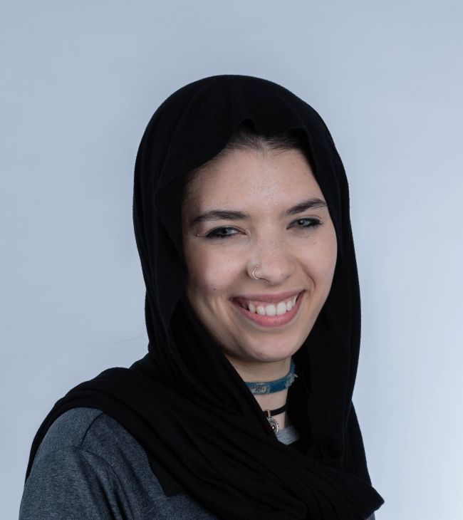 head shot of Luly