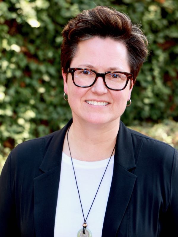 Amanda West