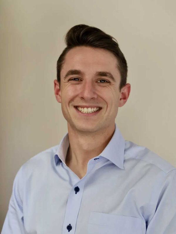 Dr. Kyle Cuenin