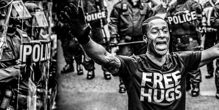 Alissa Ohashi, photograph, Free Hugs