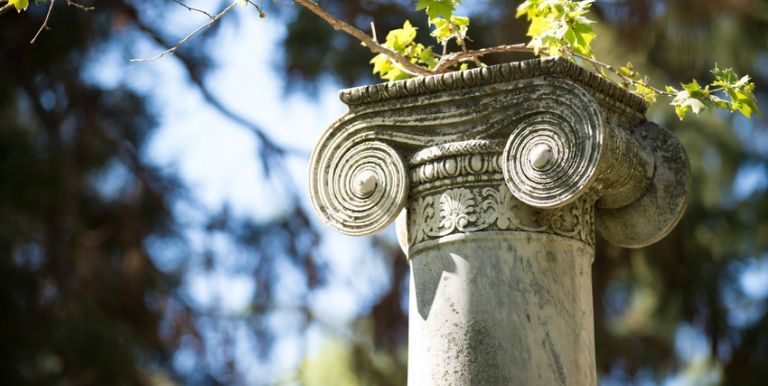 University of the Pacific's iconic columns