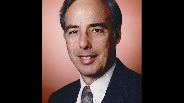 Dr. Paultton