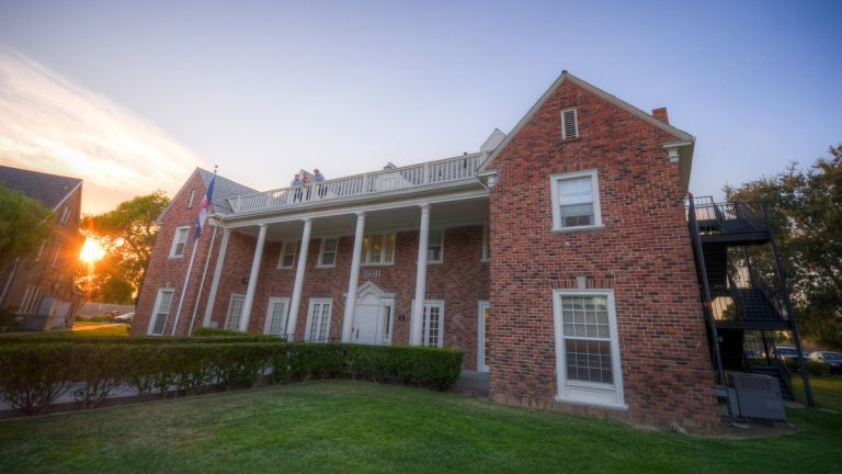 Beta Theta Phi house 