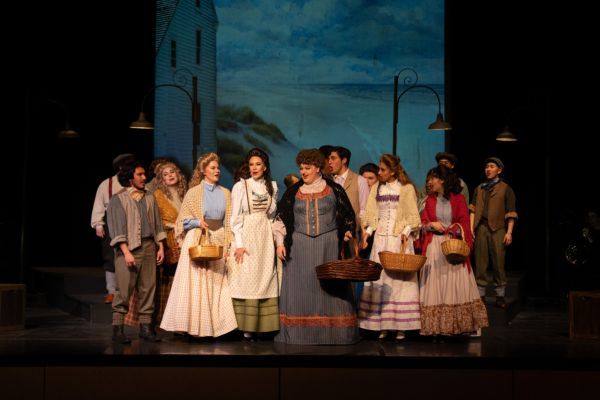 students perform during “Carousel: A Concert” 