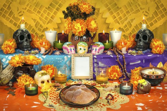 Dia De Los Muertos Altar