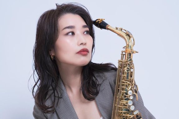 Yuuka Nakamura, saxophone