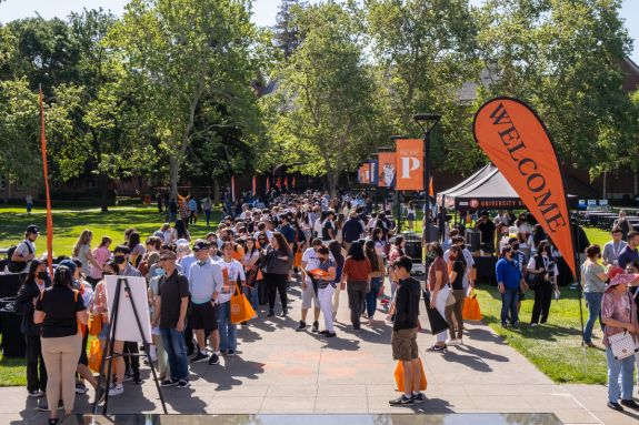 Students at DUC Lawn