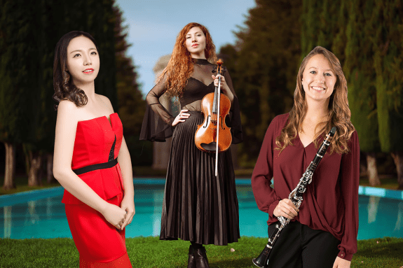Hui Wu, Alexandra Simpson and Rebecca Tobin