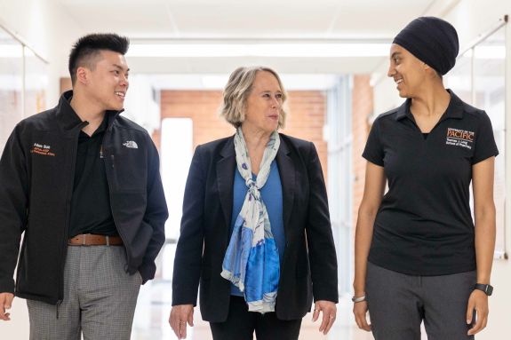 Dean Berit Gundersen with students