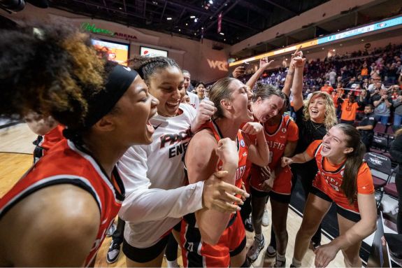 WBB at WCC Tourney