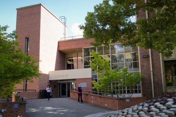William Knox Holt Memorial Library & Learning Center
