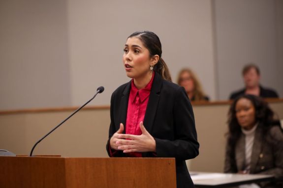 Student in Moot Court.