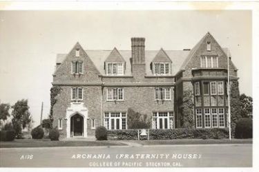 Archive photo of the Archania house