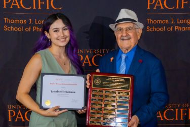 Student and alumni donor at Pharmacy Scholarship Luncheon