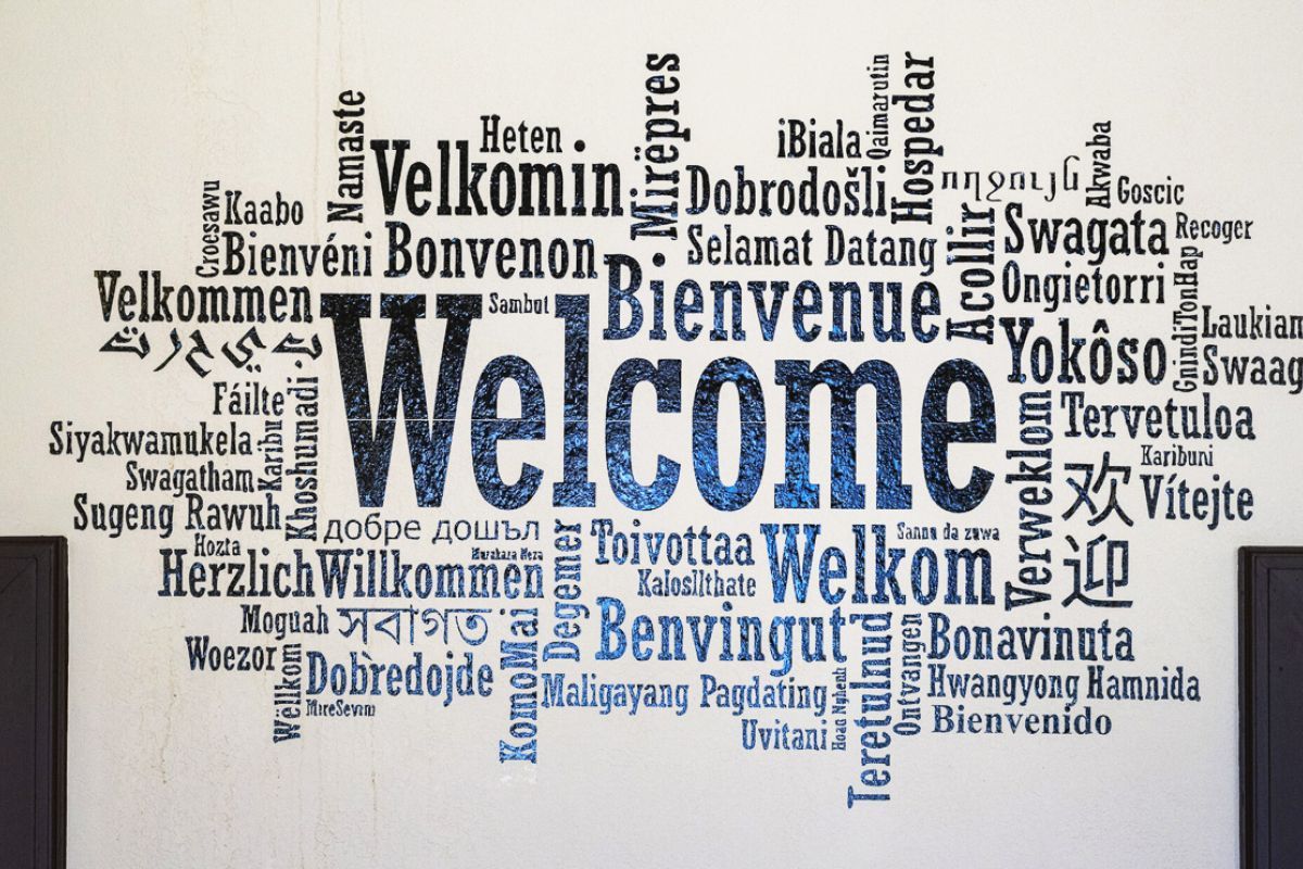 welcome sign in multiple languages