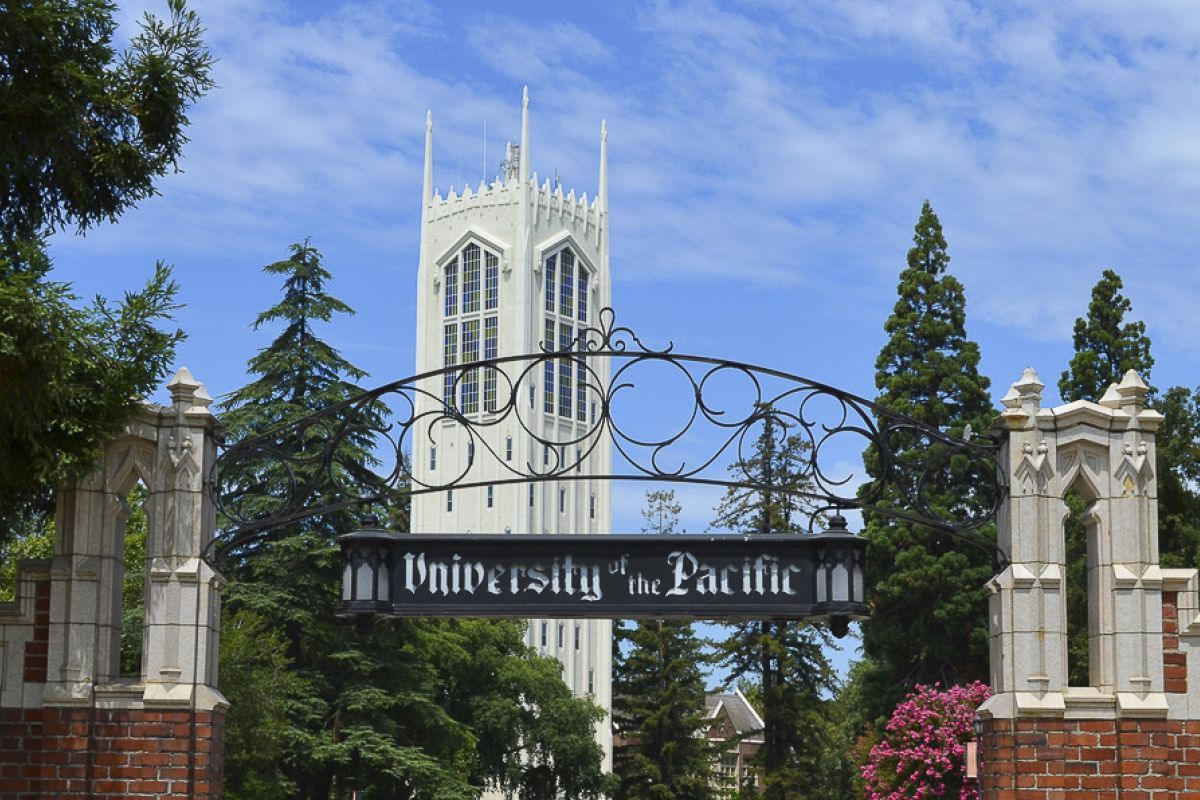 Burns tower and Stockton Campus gate