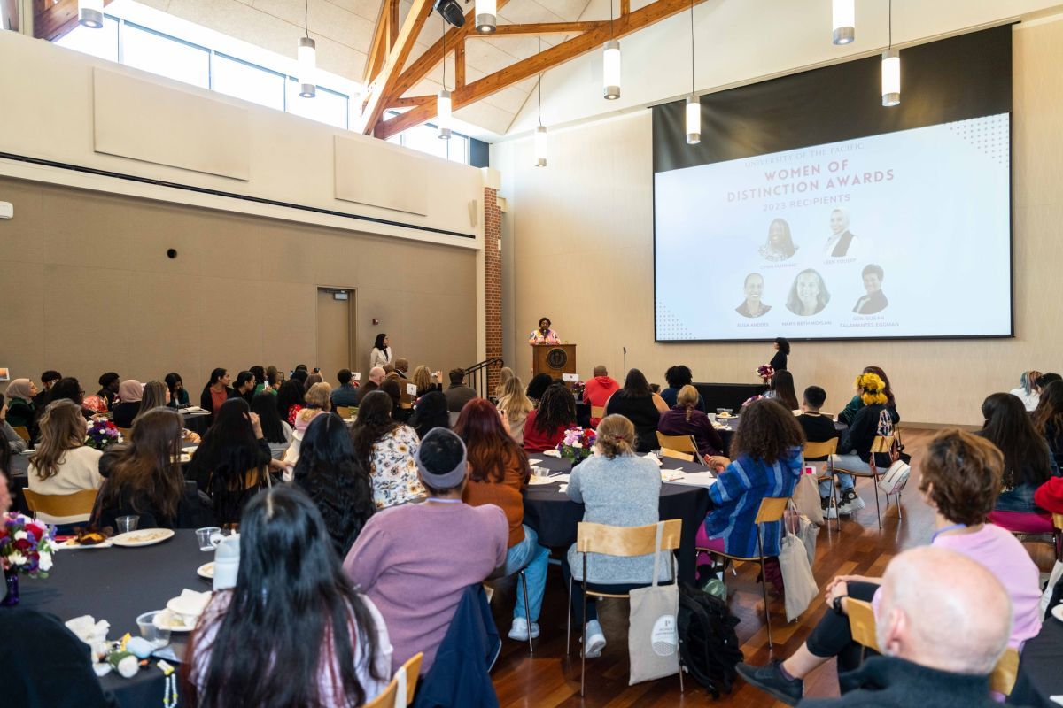 the women of distinction award ceremony