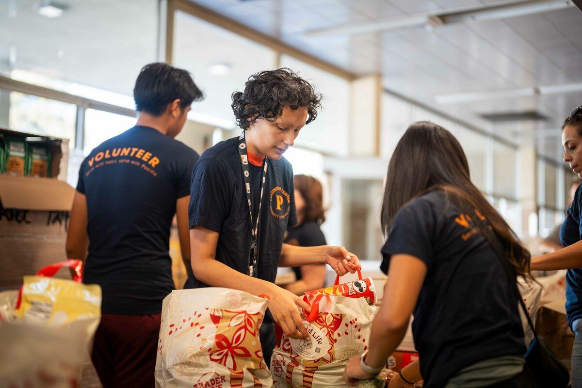 Pacific students volunteer at a food bank