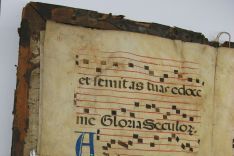 A left-hand page of the oldest piece in Holt-Atherton, the 16th century Gradual