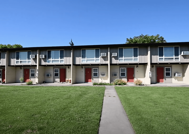 Modern Townhouses Manchaca