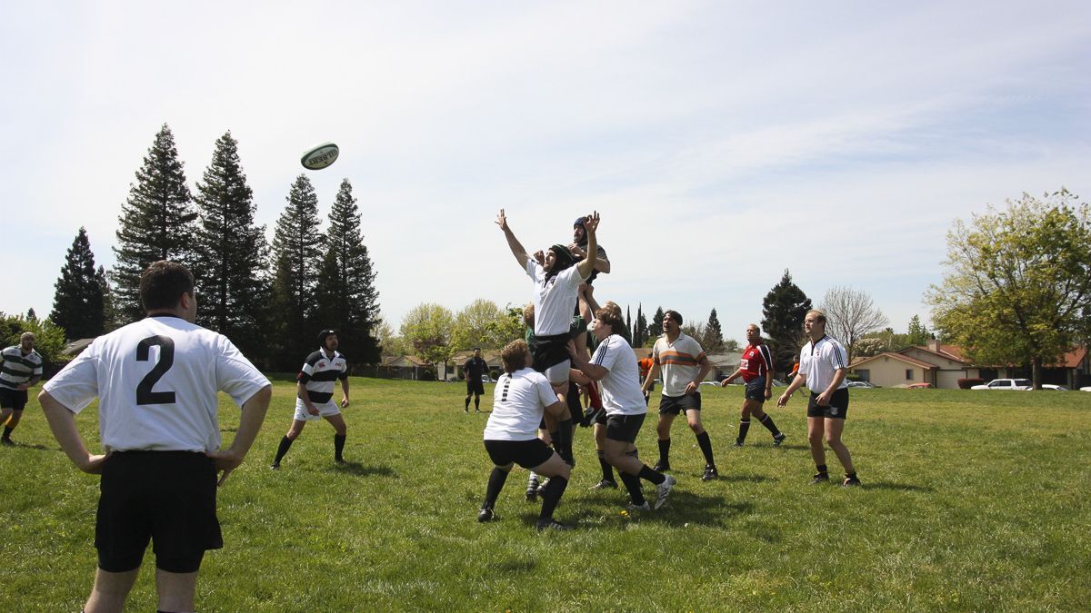 Alumni raise money for new Rugby Club Scholarship | UOP