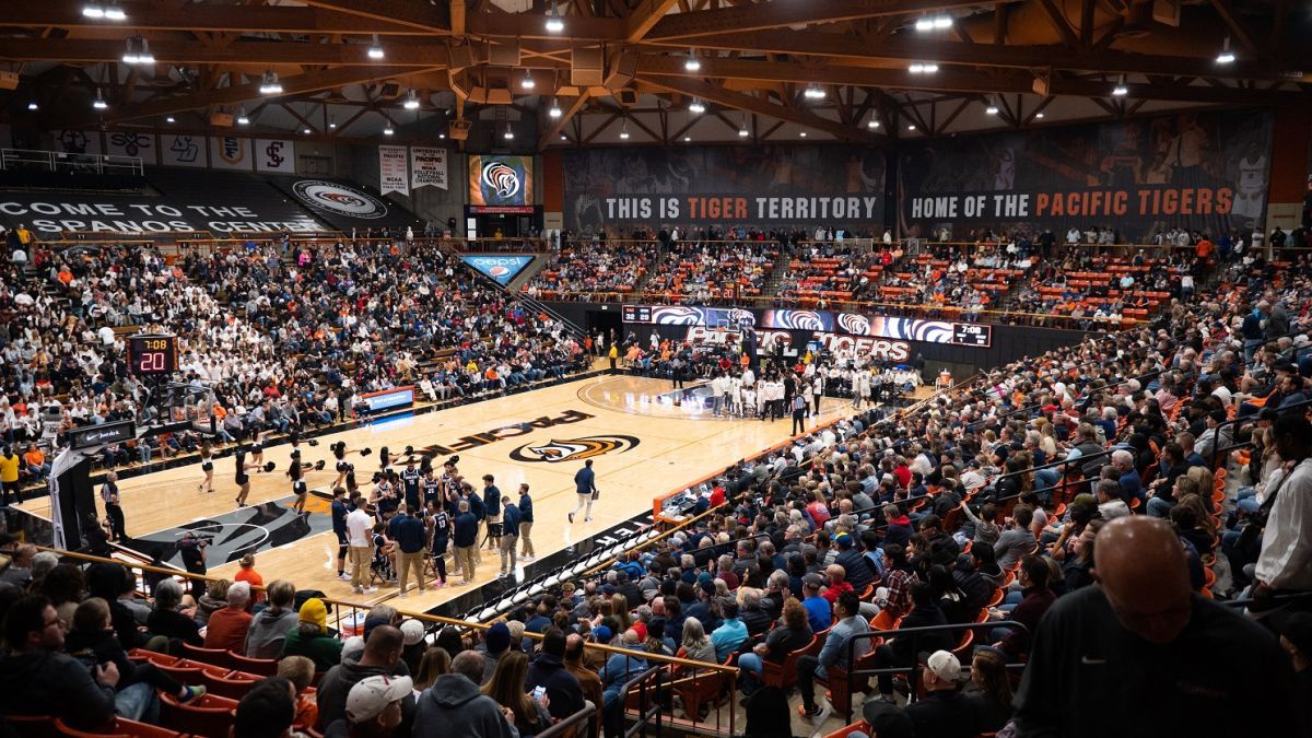 large crowd inside Alex G. Spanos Center
