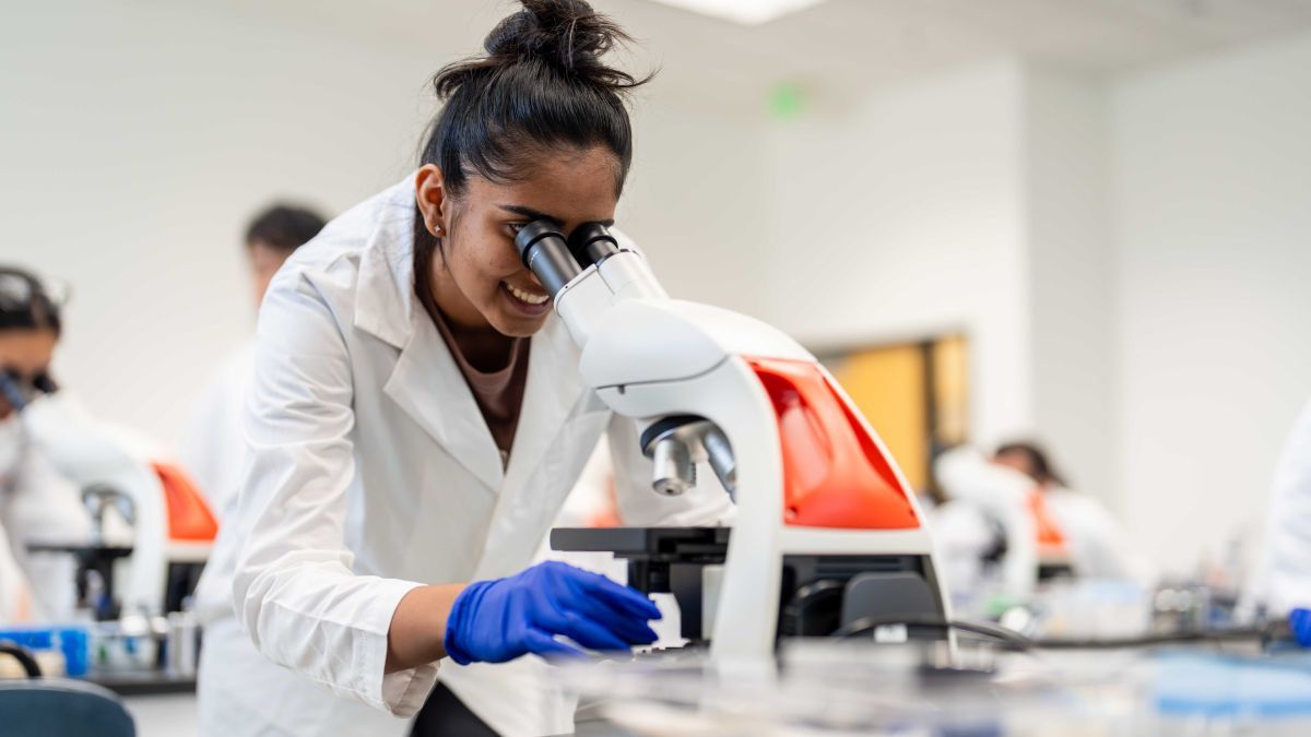 New world-class microbiology labs open pathways for students