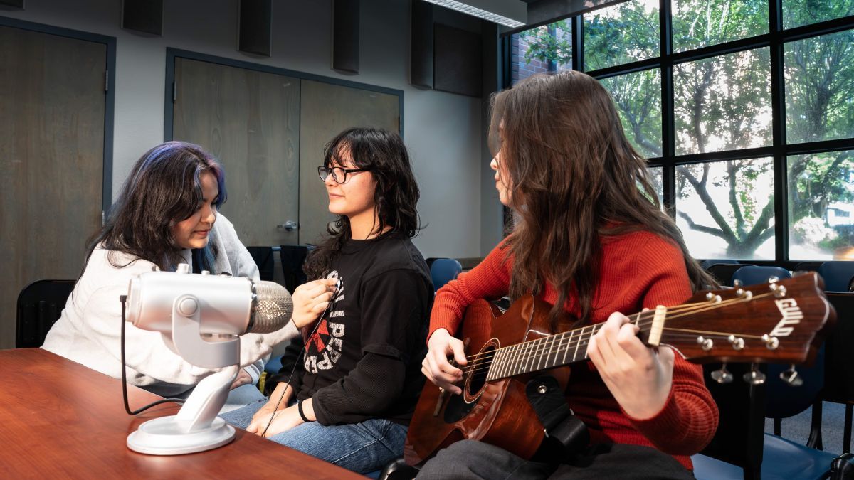 University of the Pacific — Music therapy students turn heartbeats into lasting legacies
