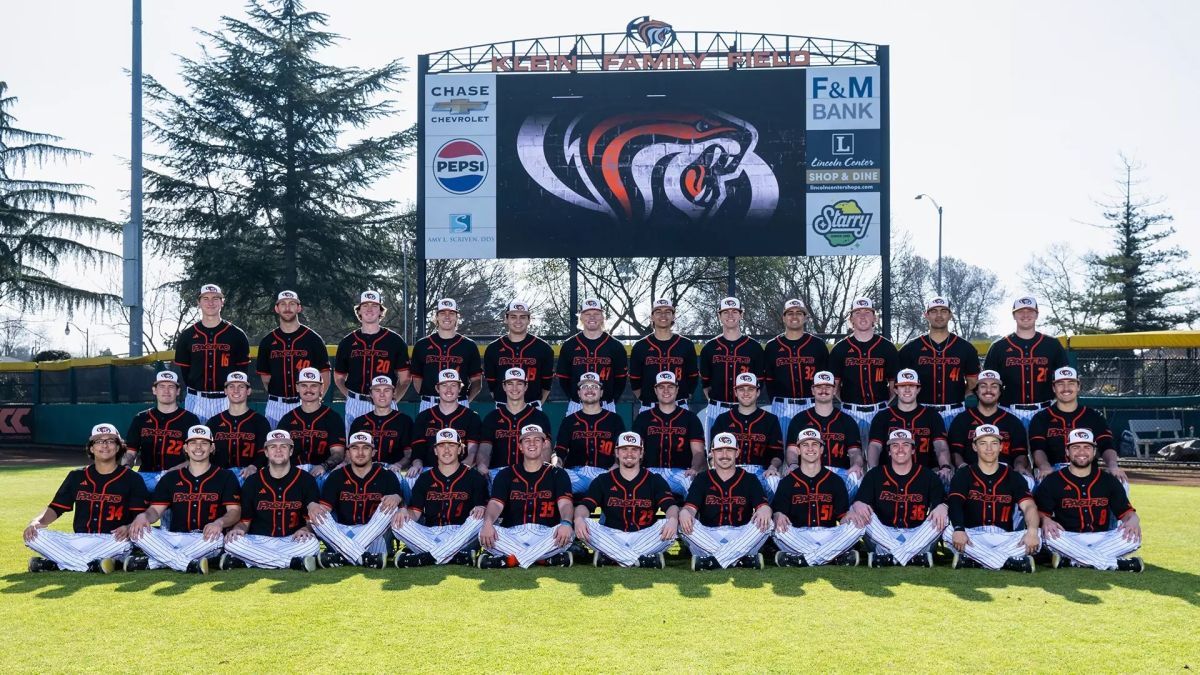 baseball team group photo