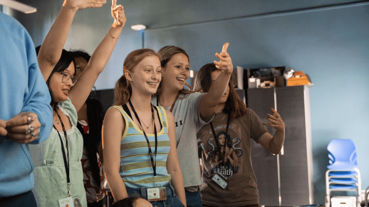 Students experience life on Pacific's campus