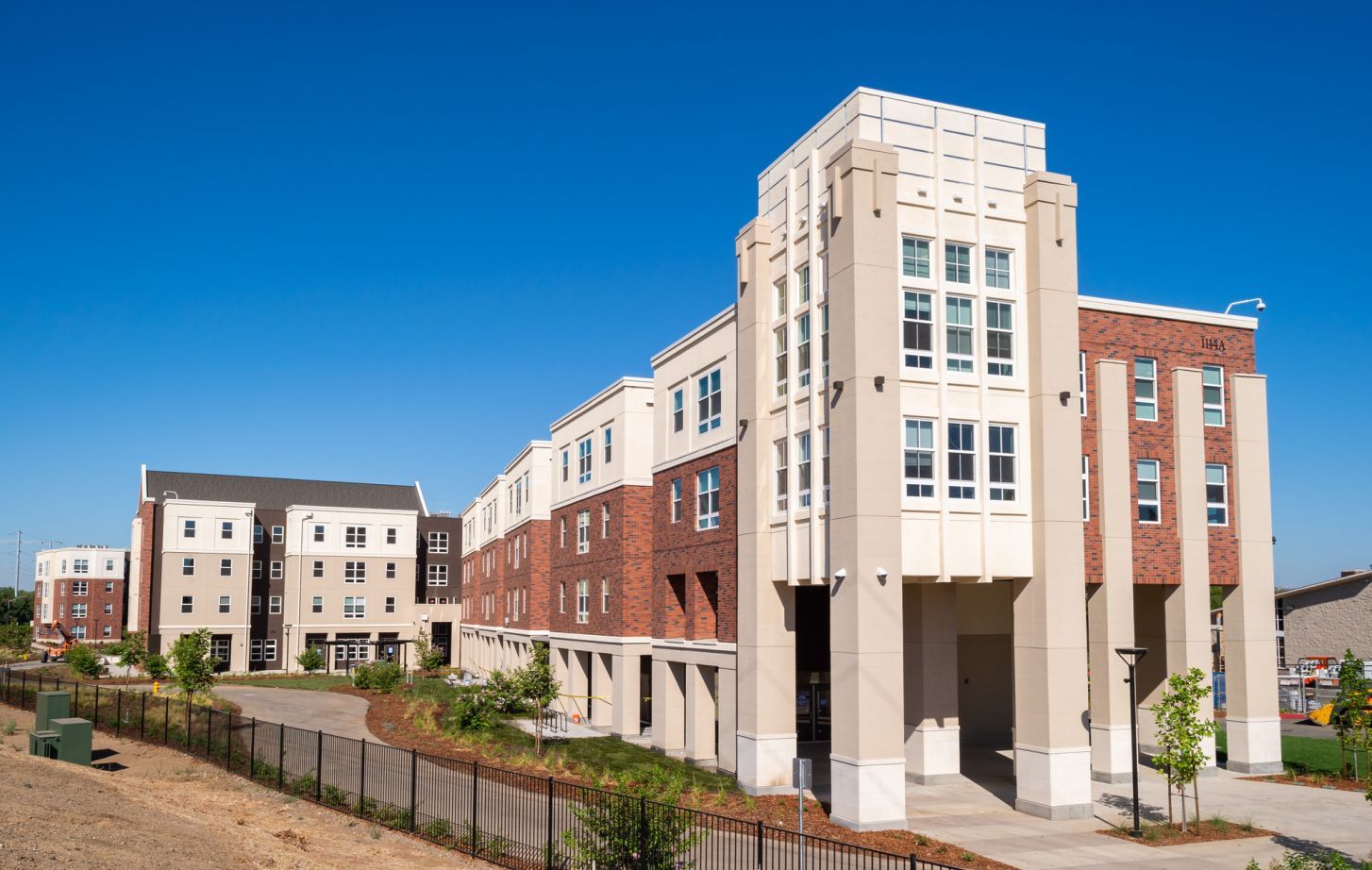 Photo of Calaveras Commons residence hall