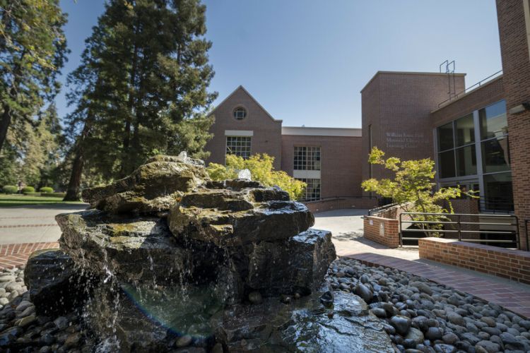 The new fountain in front of the William Knox Holt Memorial Library and Learning Center.