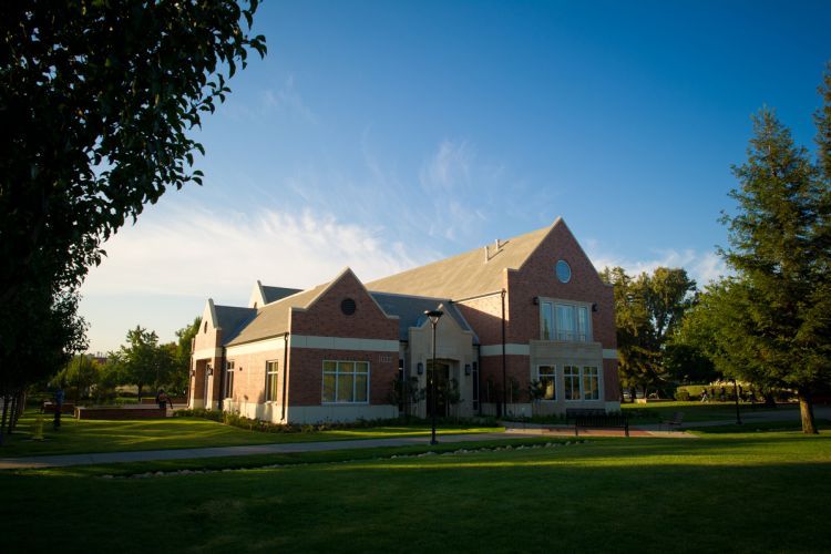 Vereschagin Alumni House