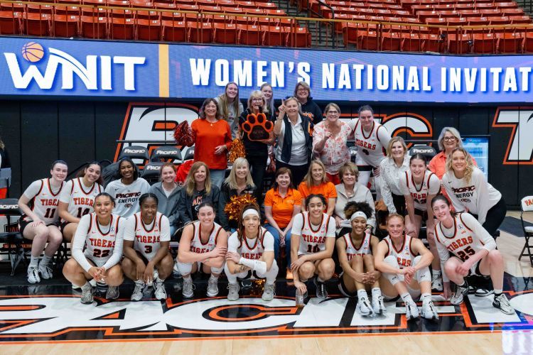 First Lady rallies support for women's basketball University of the