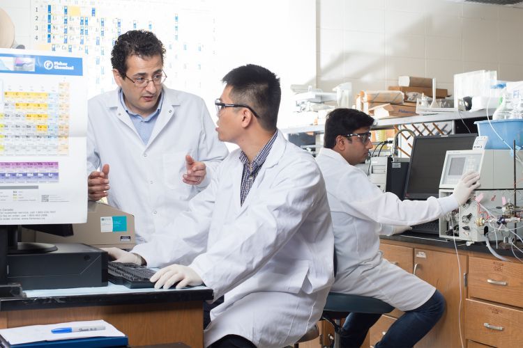 Mamoun M. Alhamadsheh, Dengpan Liang ’22 and Md Tariqul Haque Tuhin ’22