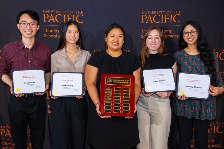 PharmD students with donor at scholarship recognition event