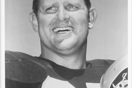 Photo of Wayne Hawkins in football uniform